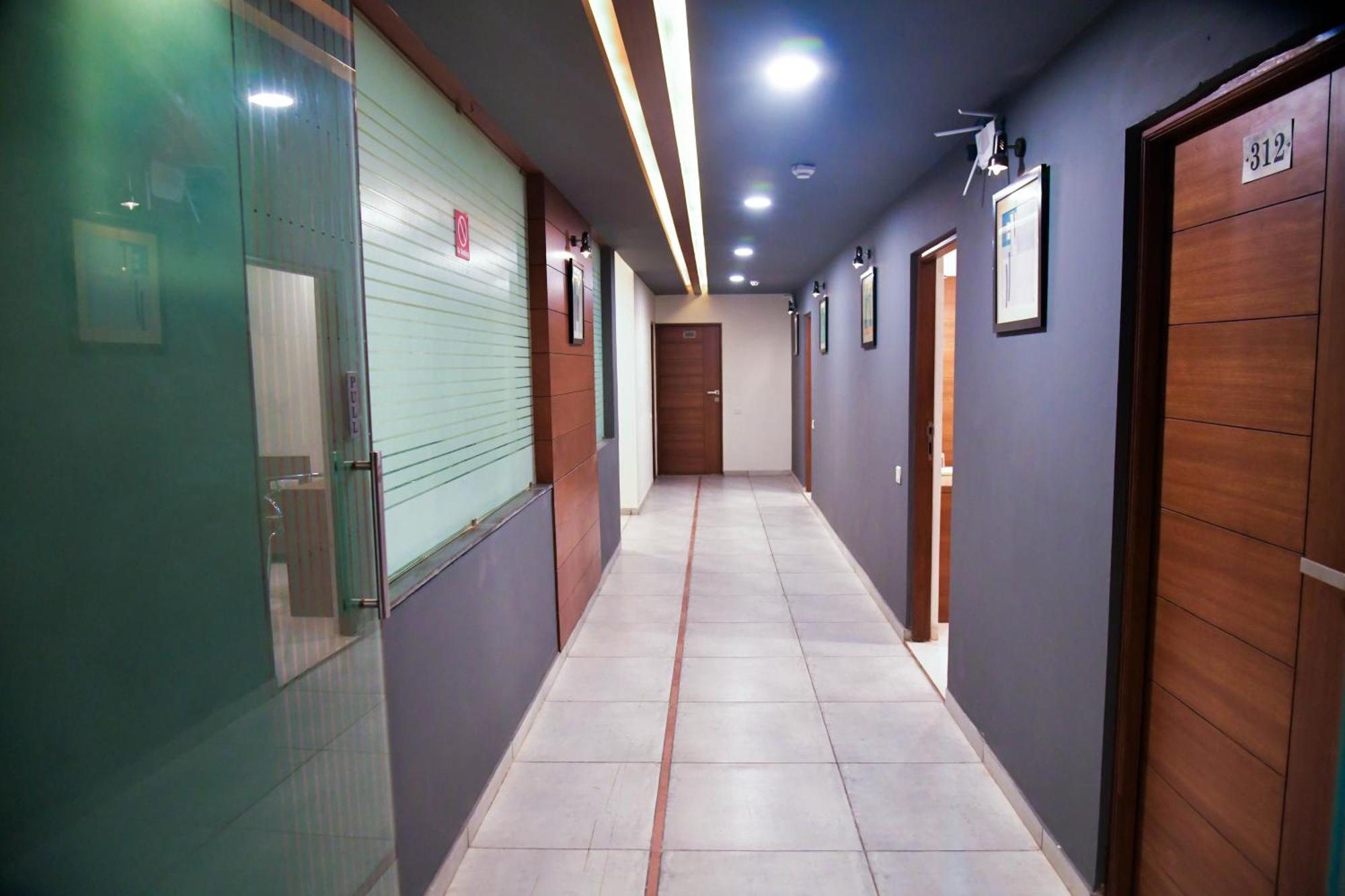 Hotel Ashooka Inn Gandhinagar Exteriör bild