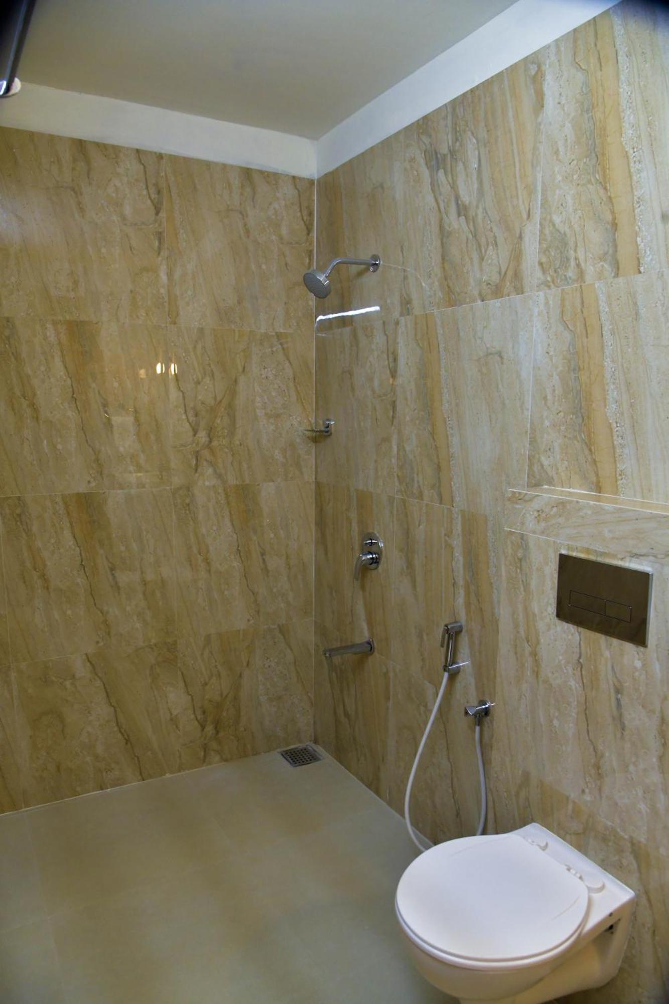 Hotel Ashooka Inn Gandhinagar Exteriör bild